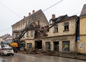 Završena i druga faza uklanjanja ruševnih zgrada u Karlovcu, opasnih za sigurnost ljudi i susjedne objekte – Ukupno ih bilo 17, na različitim adresama